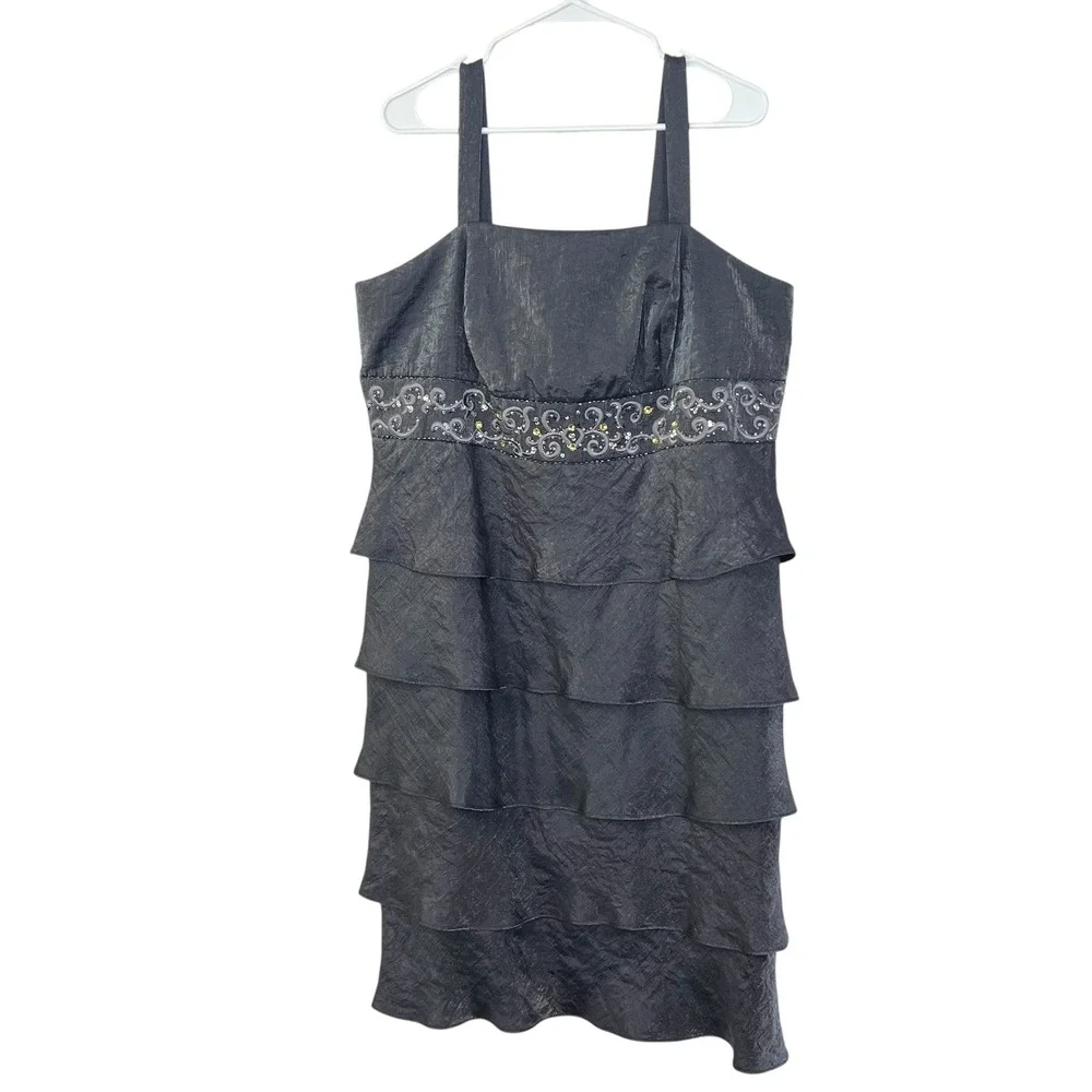 R&M Richards Woman‎ Tiered Dress Embellished Formal Party Size 16W (1 Piece)